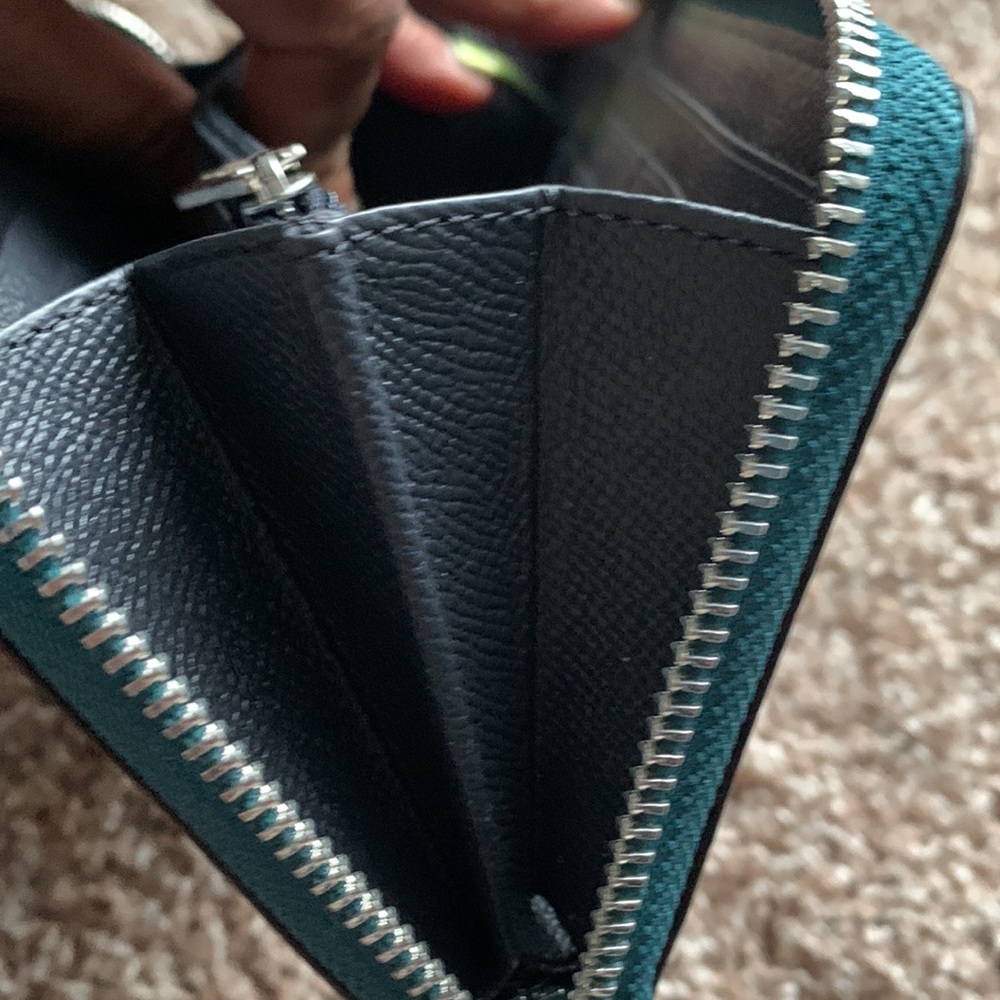 Coach Wallet - Picture 6 of 7